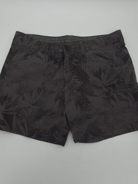 Eddie Bauer Womens Palm Leaf Camo Shorts Inseam 5" Cargo Outdoor Walking Hiking